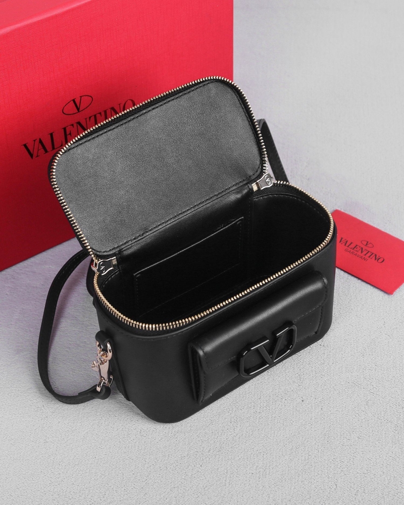 Va1e*ntin0 top handle bag